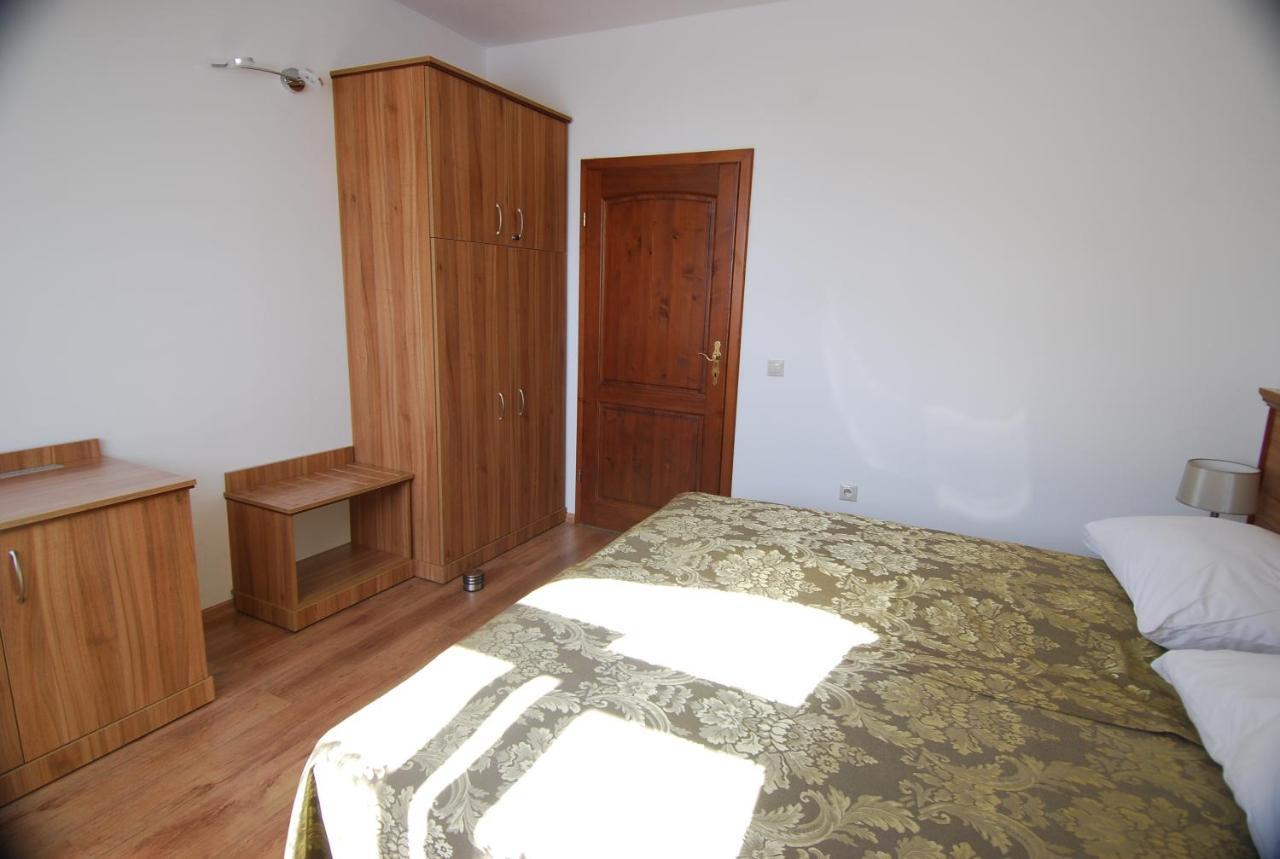 Ivanek Guest House Zvikovske Podhradi Luaran gambar