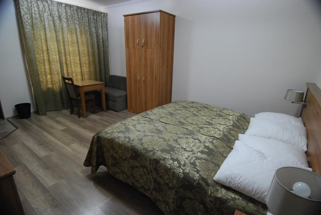Ivanek Guest House Zvikovske Podhradi Luaran gambar