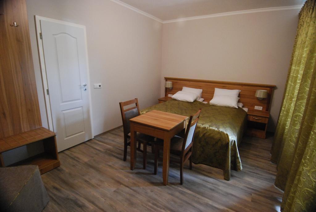 Ivanek Guest House Zvikovske Podhradi Luaran gambar
